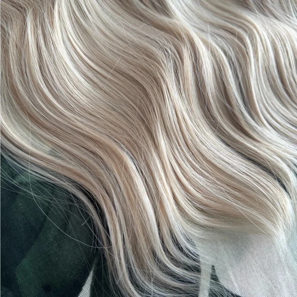 Human hair Blend 20 In Clip In Extra Light Blonde Hair Extensions